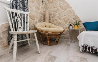 Two-Bedroom Holiday Home In Privlaka-Sabunike - 8