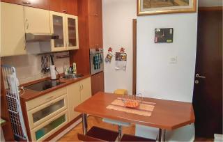 Beautiful Apartment In Crikvenica - Crikvenica - 6