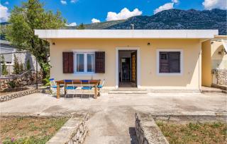 Lovely Home In Cesarica - Cesarica - 4