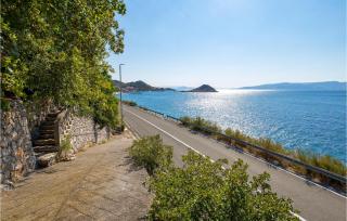 Nice Apartment In Sveti Juraj - 4