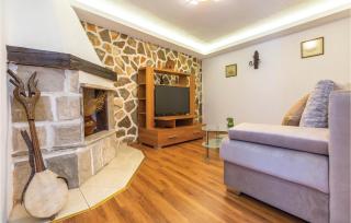 One-Bedroom Holiday Home With Sea View In Makarska - 8