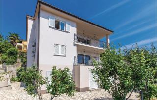 Awesome Apartment In Icici With Kitchen - Ičići - 0