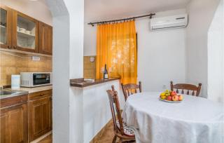 Beautiful Apartment In Jurandvor - Jurandvor - 7