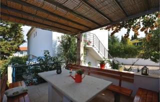 One-Bedroom Apartment In Stari Grad - Stari Grad - 0