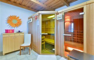 Beautiful Home In Varazdin Breg - Varaždin Breg - 7