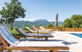 Four-Bedroom Holiday Home In Blato Na Cetini - Blato na Cetini - 1