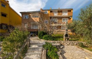 2 Bedroom Stunning Apartment In Cres - Cres - 9