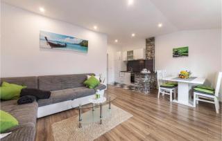 Lovely Apartment In Pavicini With Wifi - Pavicini - 0