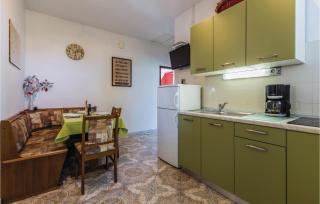 Amazing Apartment In Novigrad With Wifi - 6