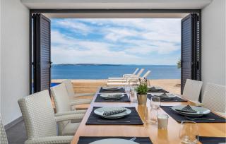 Awesome Home In Kosljun - 7