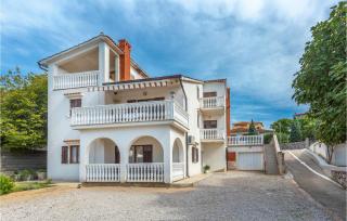 2 Bedroom Awesome Apartment In Omisalj - Omišalj - 4