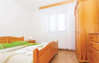 Lovely Apartment In Malinska With Wifi - Omišalj - 9