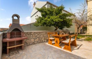 Stunning Home In Unije With Wifi - Unije - 2