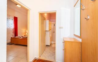 Amazing Apartment In Jasenice With Wifi - 2