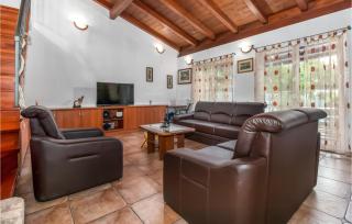 3 Bedroom Cozy Home In Hreljin - Meja Gaj - 9