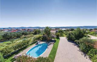 Gorgeous Home In Turanj - Turanj - 4