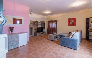 4 Bedroom Cozy Home In Liznjan - Ližnjan - 2