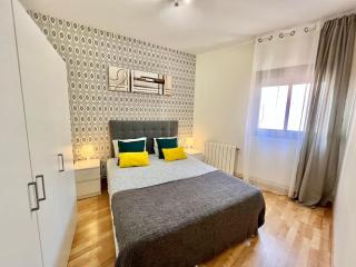 Comfortable renovated flat, WiFi! - Badalona - 5