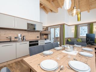 Lovely Chalet in Salzburg with Mountain View - Saalbach-Hinterglemm - 2