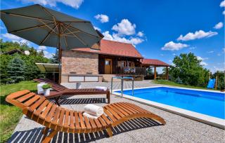 3 Bedroom Lovely Home In Hrnjanec - Hrnjanec - 4