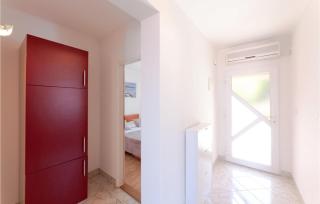 Two-Bedroom Apartment In Prigradica - Prigradica - 4