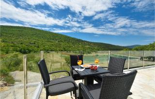 4 Bedroom Cozy Home In Brstanovo - Brštanovo - 3