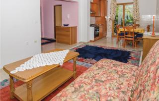 2 Bedroom Gorgeous Apartment In Orebic - Orebić - 1