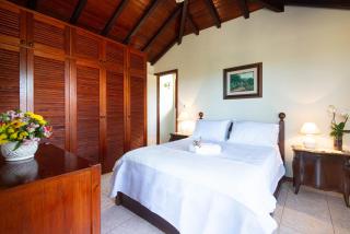 Casa em condomínio com piscina na melhor localização de Búzios - 1