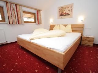 Charming Apartment in Uderns with Balcony - Uderns - 3