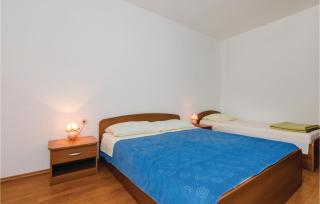 One-Bedroom Apartment In Hodilje - Ston - 4