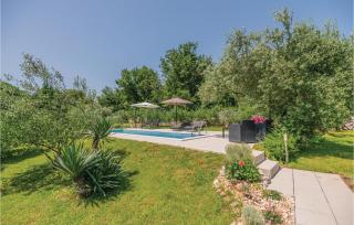 Three-Bedroom Holiday Home In Vinjani Donji - Donji Vinjani - 1