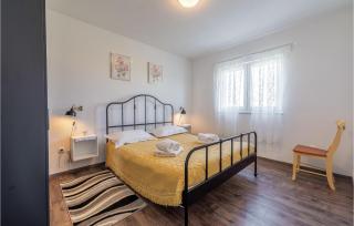 1 Bedroom Cozy Apartment In Privlaka - 4