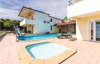 2 Bedroom Amazing Apartment In Labin - Diminići - 0