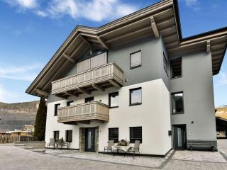 Inviting Apartment in Inzing with garden - 4
