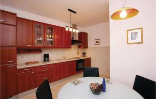 5 Bedroom Stunning Home In Liznjan - 9