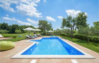 Two-Bedroom Holiday Home In Tinjan - Tinjan - 1