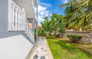 1 Bedroom Nice Apartment In Marsici - Sveti Vid-Miholjice - 2