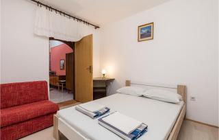 Cozy Apartment In Senj With Wifi - Senj - 4