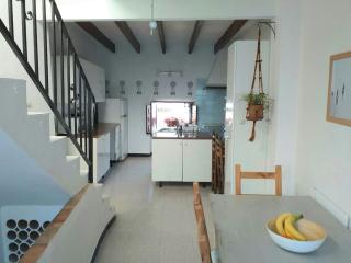 Quirky townhouse with a seaview roof terrace - Oliva - 4