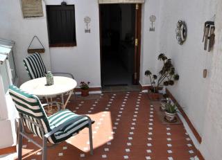 Quirky townhouse with a seaview roof terrace - Oliva - 5