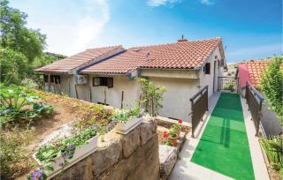 Amazing Apartment In Cesarica With Wifi - Cesarica - 4