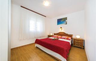 5 Bedroom Awesome Home In Privlaka - 6