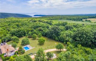 Three-Bedroom Holiday Home In Valtura - 9