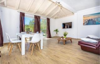Two-Bedroom Holiday Home In Tisno - Tisno - 8
