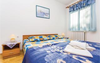 Nice Apartment In Malinska With Wifi - Malinska - 6