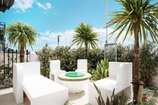 Eastcliff House & The Art Deco Flat - 7