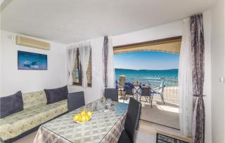 Studio Apartment In Kastel Kambelovac - 8