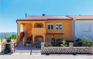 2 Bedroom Cozy Apartment In Crikvenica - 1