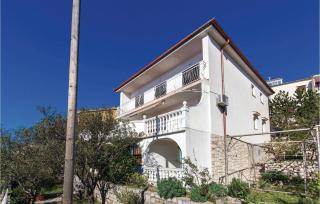 3 Bedroom Stunning Apartment In Senj - Senj - 3