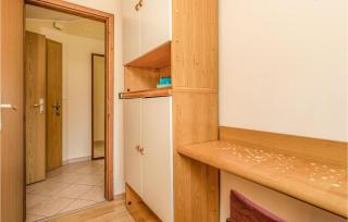 1 Bedroom Lovely Apartment In Opatija - Opatija - 7